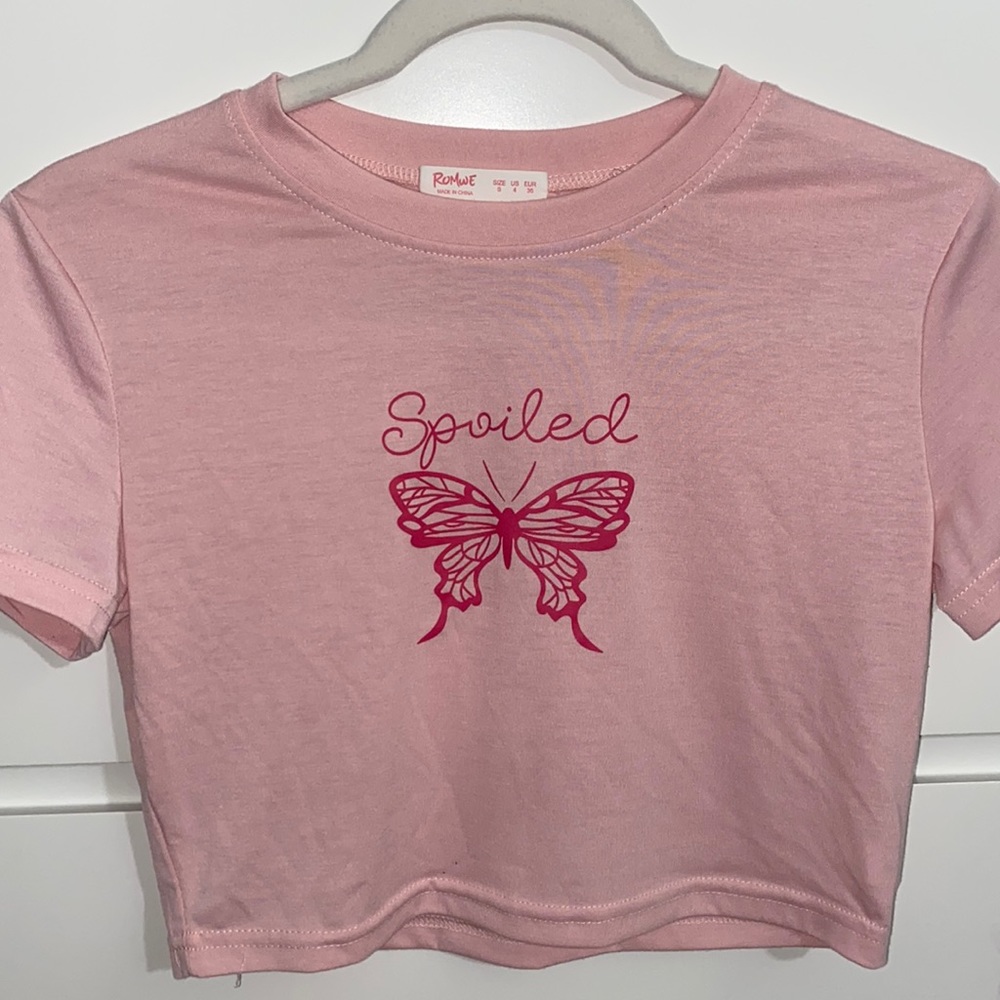 Spoiled crop top